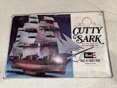 Revell Cutty Sark ''Clipper Ship'' 15'' Long #5401 Model Kit New Old Stock