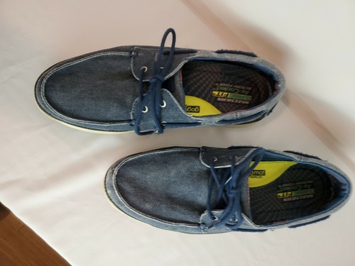 skechers memory foam classic fit