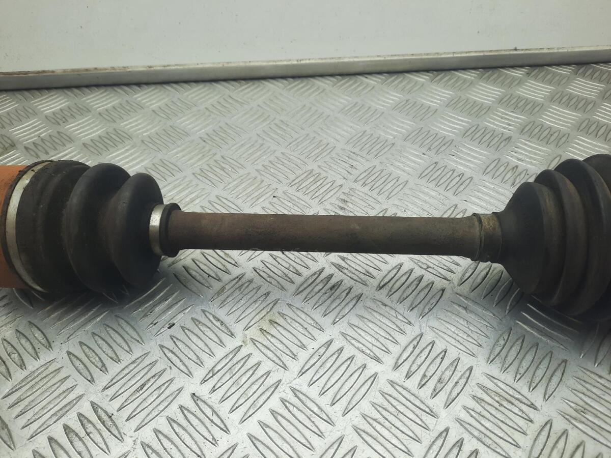 Drive Shaft. Front Left Hyundai Tucson JM 495012E700 ABS Diesel 