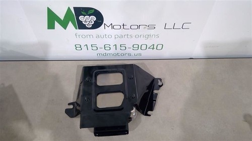 2017-2023 JEEP COMPASS DIFFERENTIAL CONTROL MODULE 68296923AJ - Picture 4 of 12