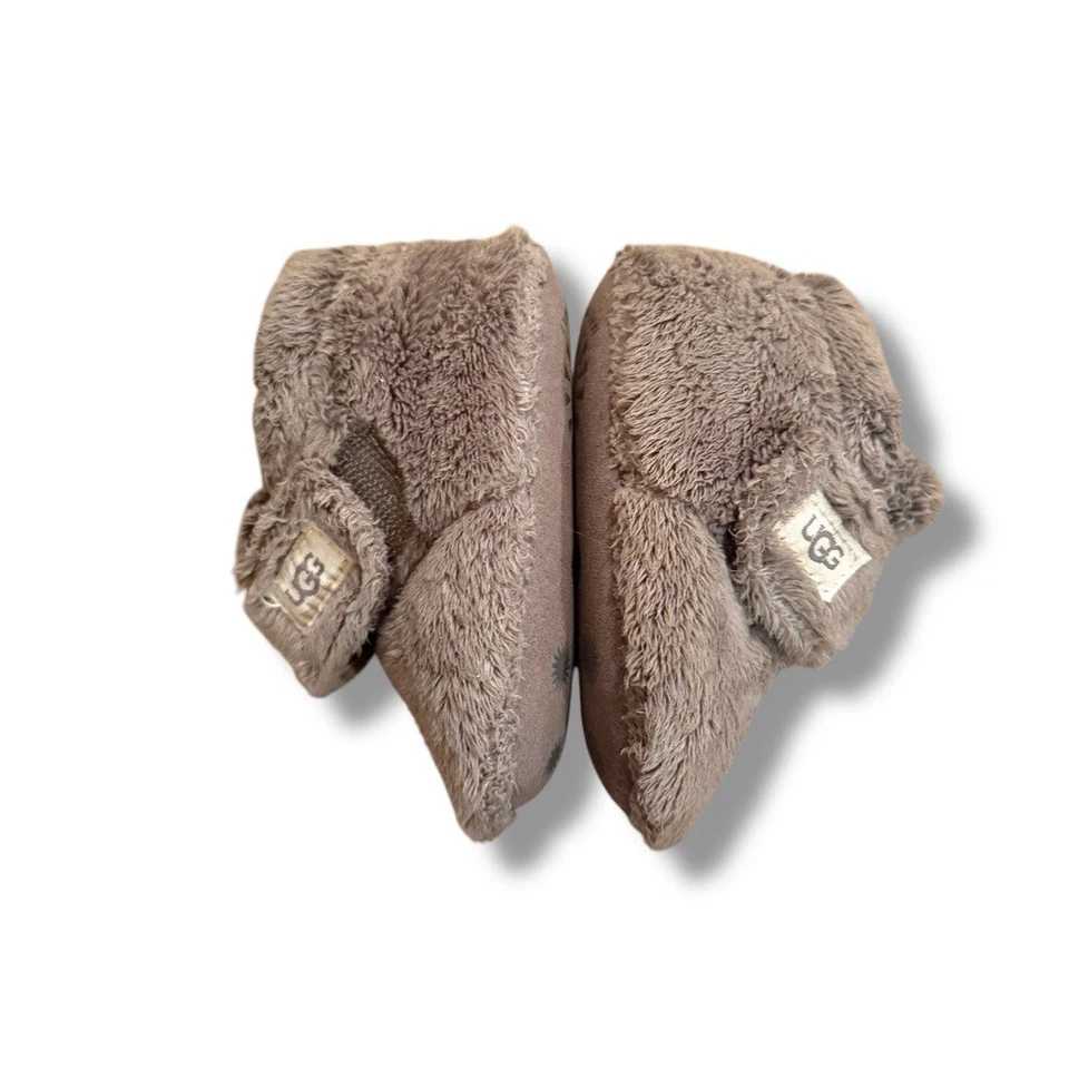 UGG Bixbee Bootie Baby младенца пушистый текстиль верхний крюк и петля застежки размер 02/03 - Изображение 4 из 4