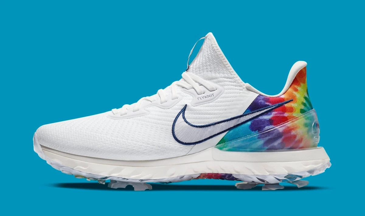 Preços baixos em Nike Air Zoom Infinity Tour NRG Peace, Love and