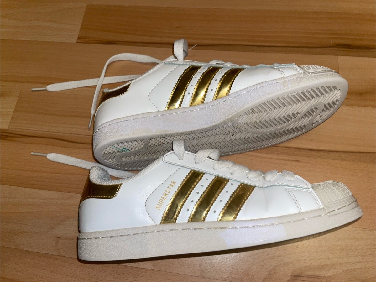 Adidas Superstar Shoes Adidas Schuhe In Gold Superstar Adidas
