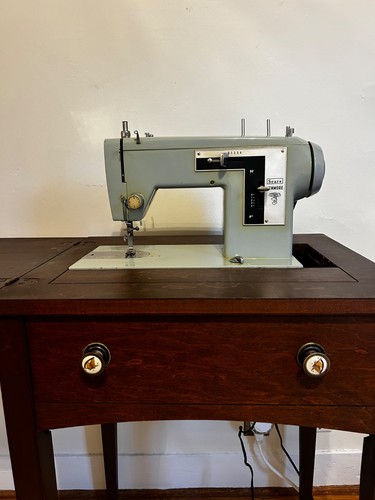 Green kenmore sewing machine 158