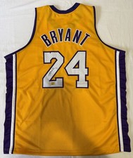 Los Angeles Lakers Collecting and Fan Guide 93