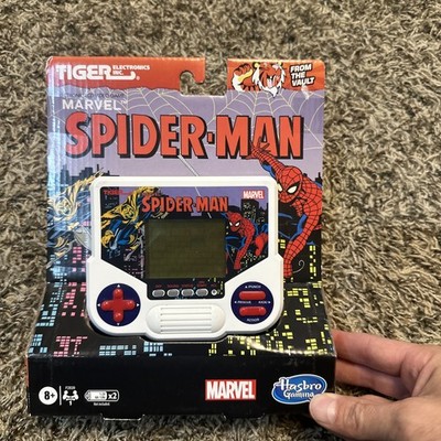 Hasbro Tiger Electronics Marvel Spider-Man Handheld Electronic Game - F2839
