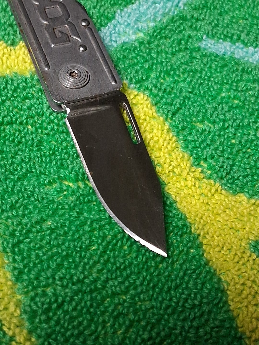 SOG SPECIALTY TOOLS KEYTRON STAINLESS POCKET KNIFE BOTTLE OPENER KEY KNIVES EC