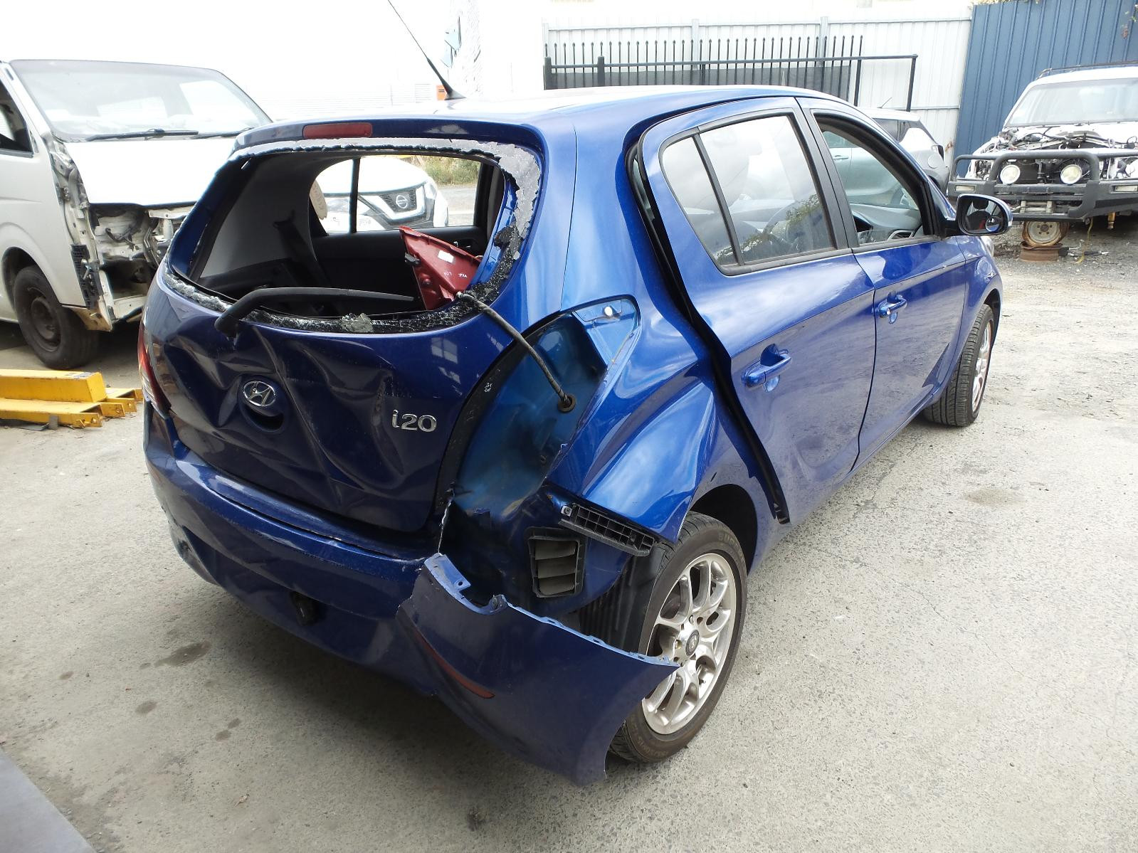 2014 Hyundai I20 RIGHT RH FRONT MASTER WINDOW SWITCH PB 5DR HATCH 04/10 - 12/15 image 7