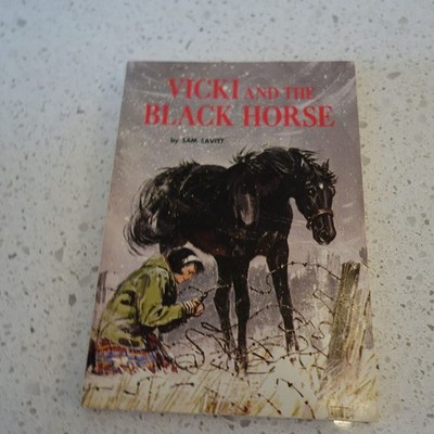 Vicki and the Black Horse