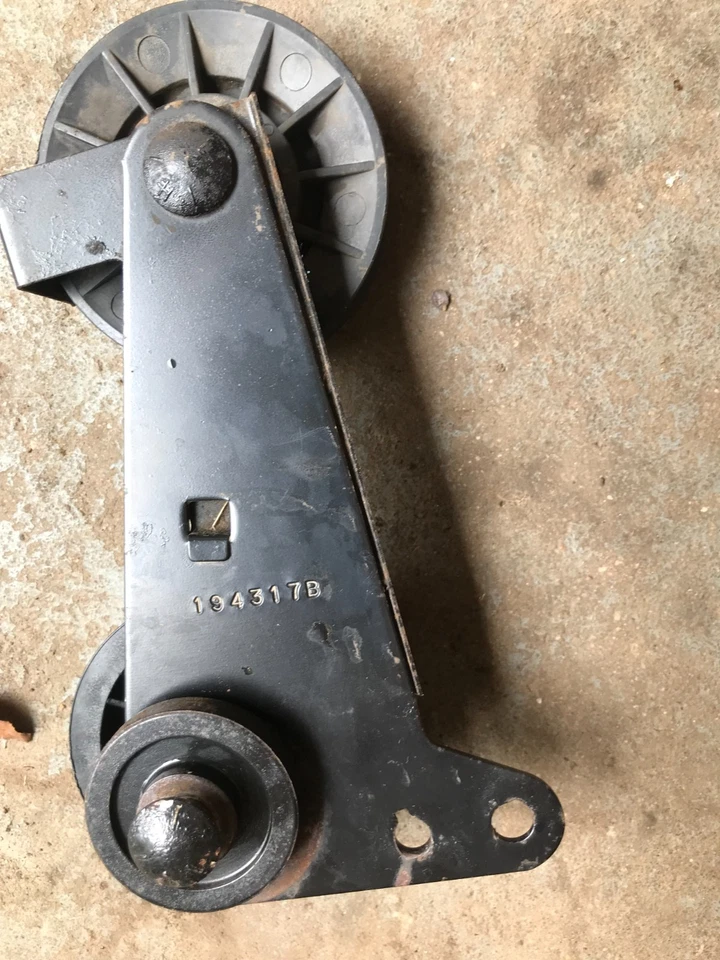 Poulan PB195H42LT (960420036-04) IDLER ARM & PULLEYS - Image 4 of 4