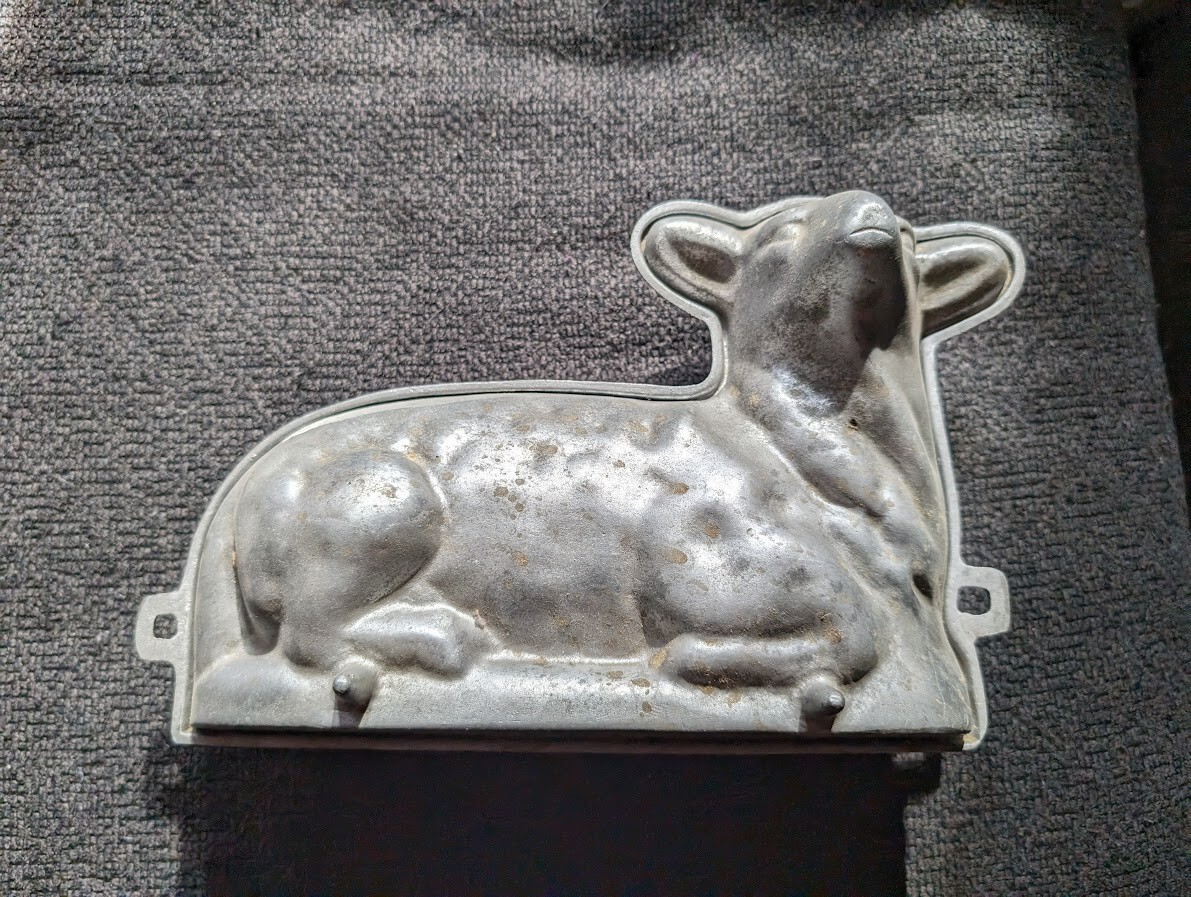 Vintage Aluminum Lamb Cake Mold 13" X 8" Solid 2.5 Lbs Antique Bakery