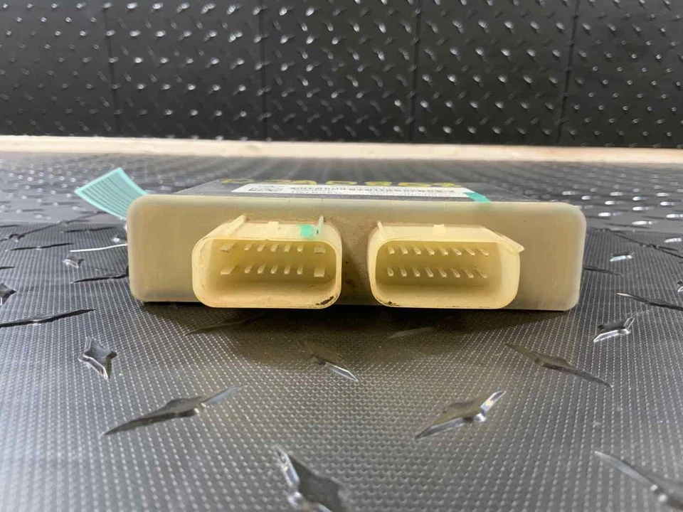 Dodge Ram 3500 2013-2015 control de emisiones módulo de bomba DEF 6,7 L TD 68085913AE Foto 3 de 4