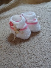 Girls hand knitted booties, 0-3 months