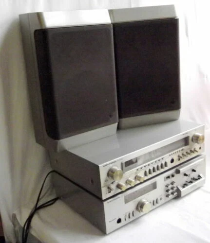 Articoli vintage TV, audio e video Grundig