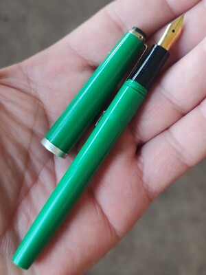 REXPEN TOZ PENKALA ZAGREB Vintage, rare color, fountain pen