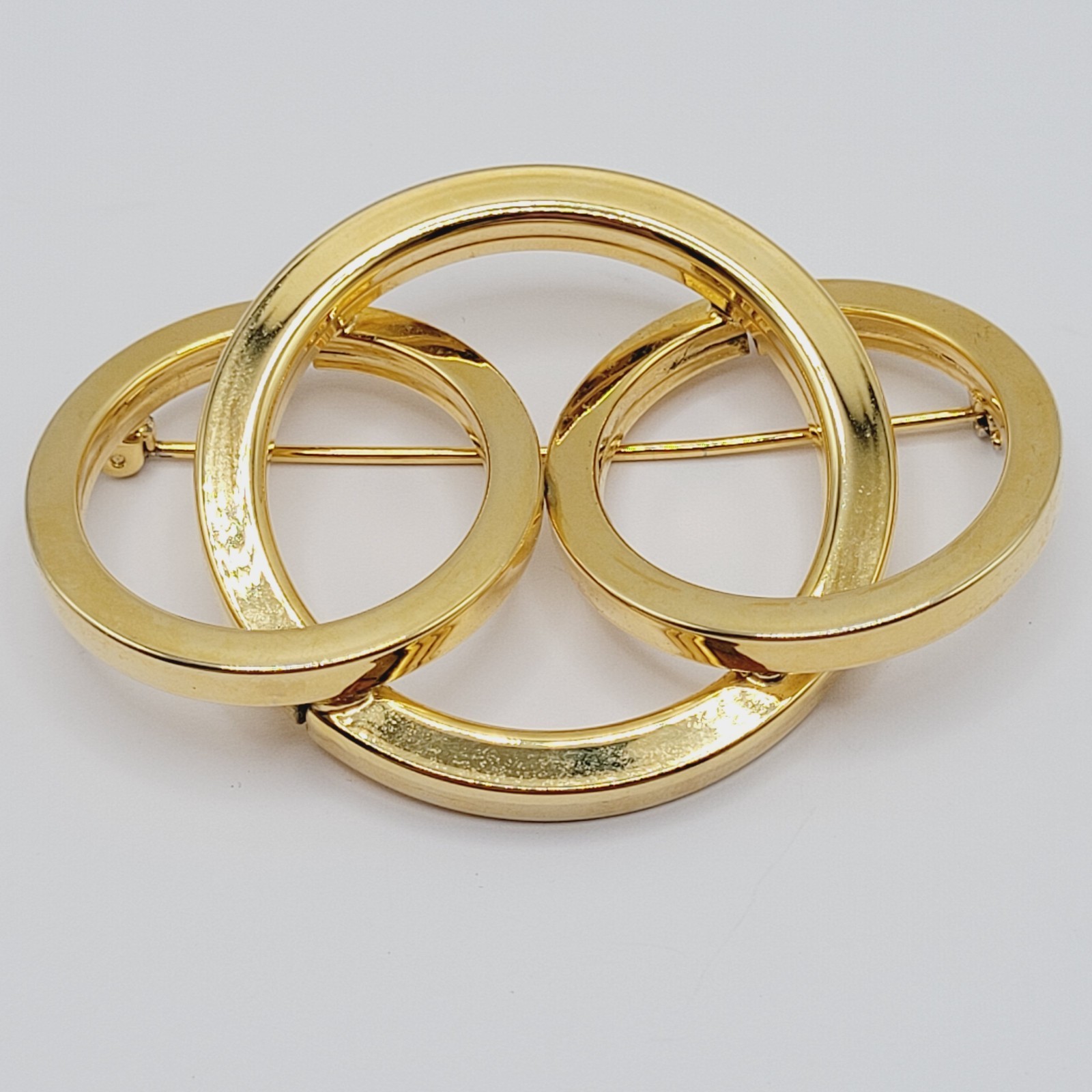 Geometric Interlocking Three Circles Dimensional … - image 21