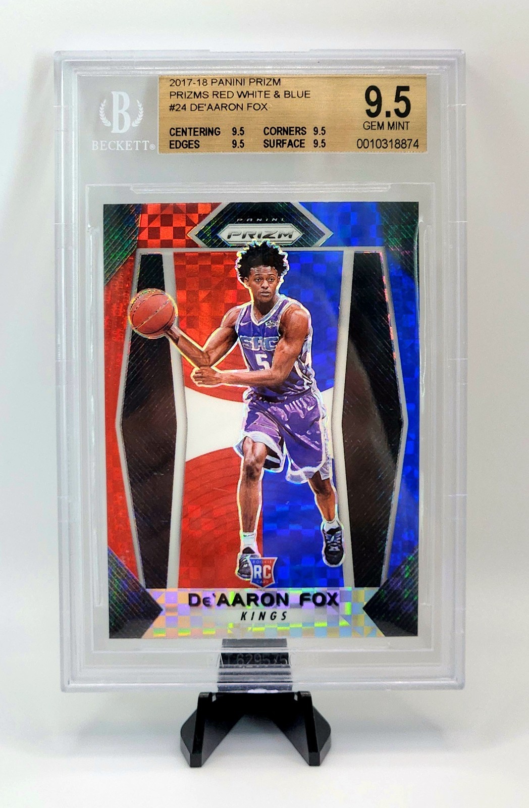 2017-18 Panini Prizm De'Aaron Fox RC #24 Rookie Red White Blue Refractor BGS 9.5