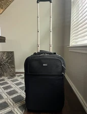 Think Tank Photo Airport International V 2.0 Rolling Camera Bag  