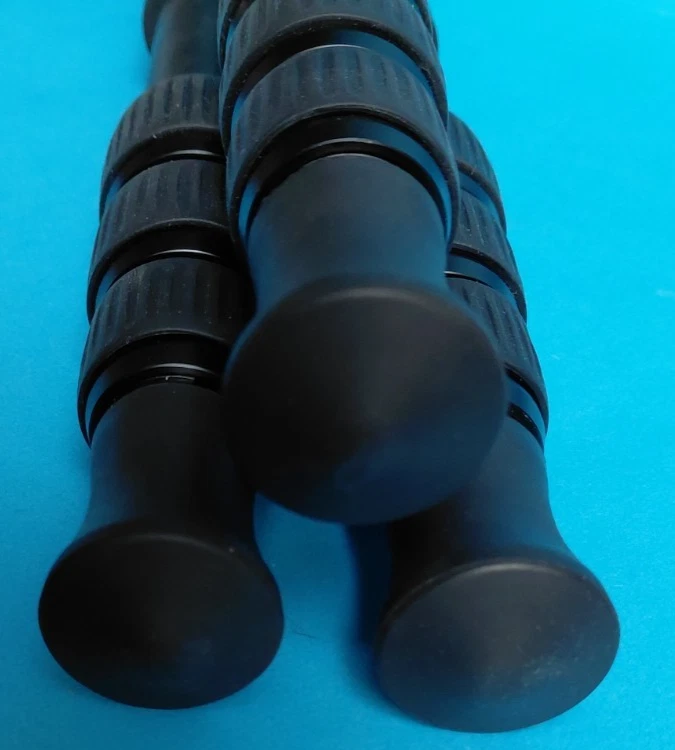 Novoflex TrioPod w/ compact 4-Section Carbon Fiber Legs and Mini Legs TRIOC2844 - Image 2 of 4