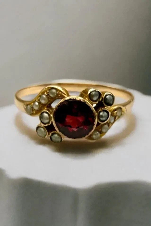 ✨💍Jewelry Through the Ages: Vintage and Antique Glam 💖💎