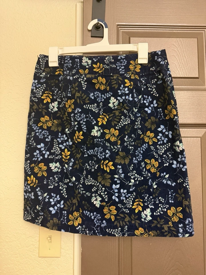 Falda Talbots Pana Floral Línea A Talla 4 – Azul Marino Multicolor – Bolsillos – Nueva con Etiquetas Foto 2 de 4