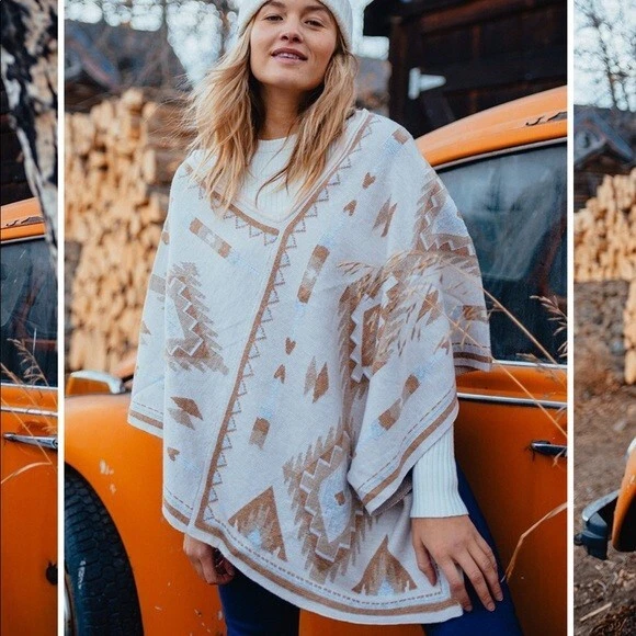 Kerisma Women's Sweater One Size Beige Tan Cream Poncho Mountain High Poncho