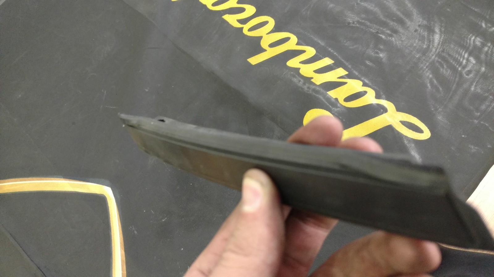LAMBORGHINI GALLARDO LP560 DRIVER DOOR WEATHERSTRIP SEAL OEM 400837439