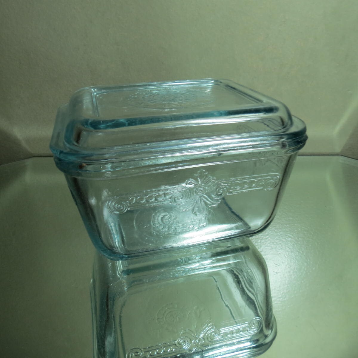 167 Fire King Phelbee Small Ref with Lid