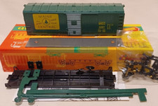 HO SCALE Roundhouse 10619 MAINE CENTRAL 40' box car  4267 . New Kit in box