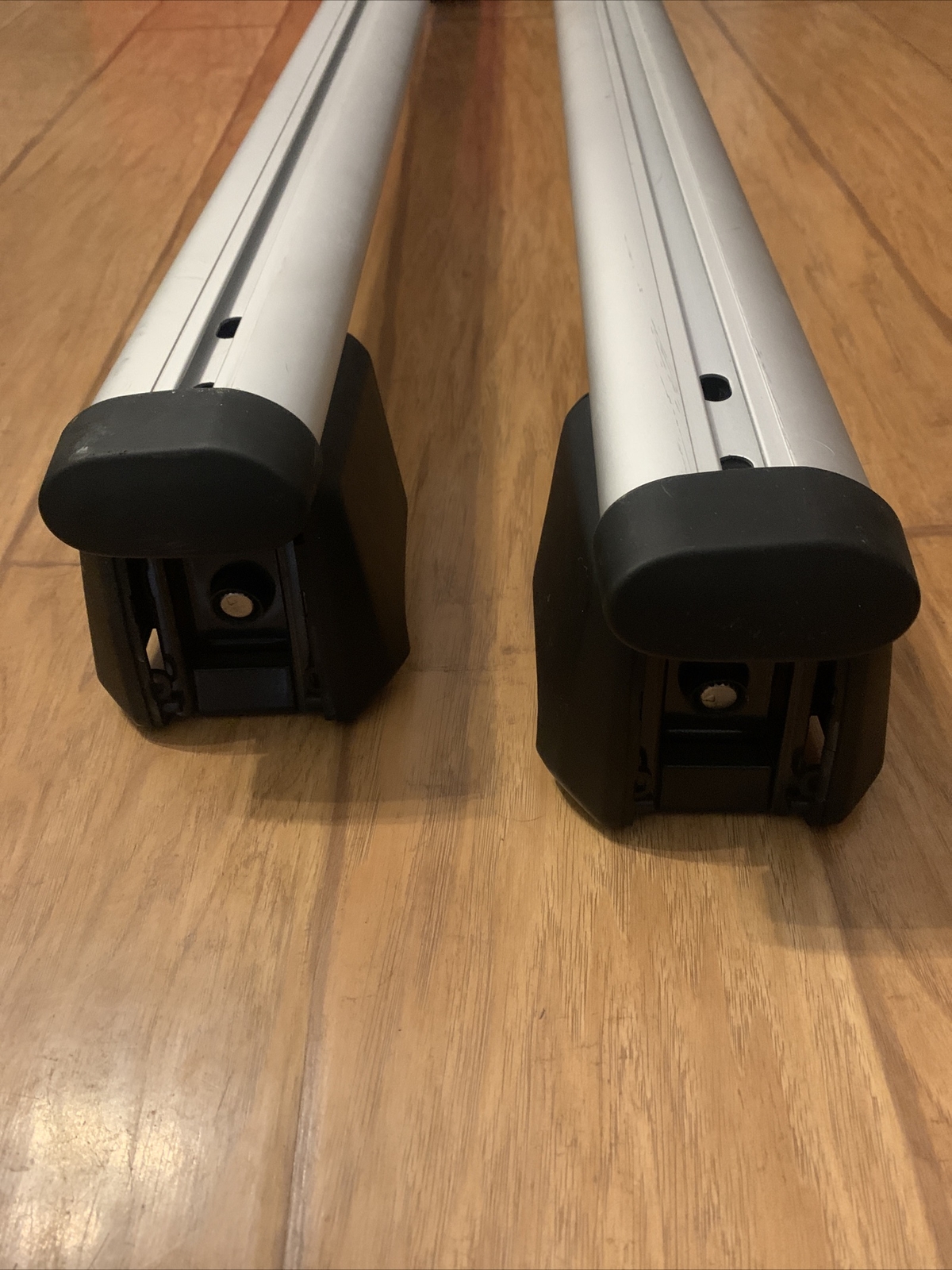 Genuine Audi 2018 2022 Q5 SQ5 Carrier Bars Roof Racks 26R030568 Pre