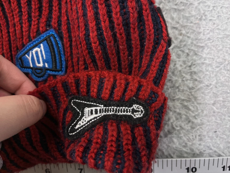 Gorro The Children's Place Toque Youth tamanho único malha vermelha listrada forrada - Imagem 4 de 4