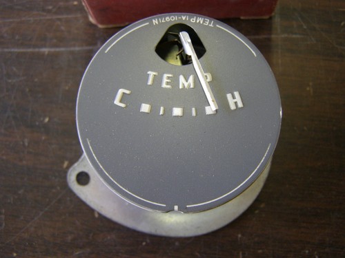 NOS OEM Ford 1951 Dash Temperature Gauge Indicator White Needle - Picture 2 of 4