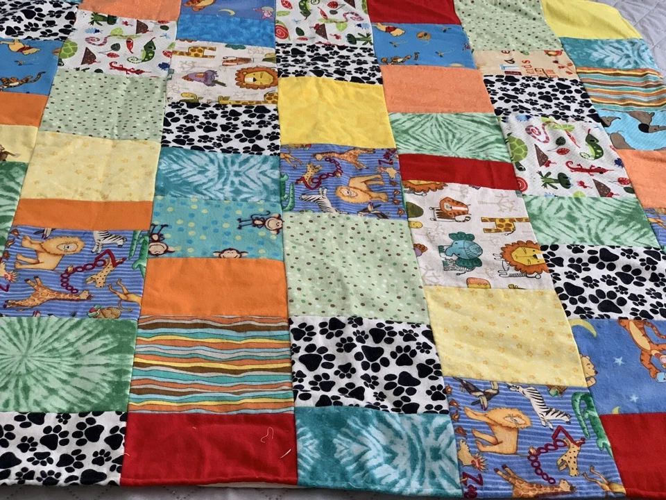 Edredón/tiro bebé hecho a mano 36x 36 manta leones monos caca tigre animales Foto 2 de 4