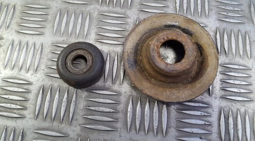 Domlager Federbeinlager Stützlager - Vorne Rechts  Volkswagen P DE395870-92