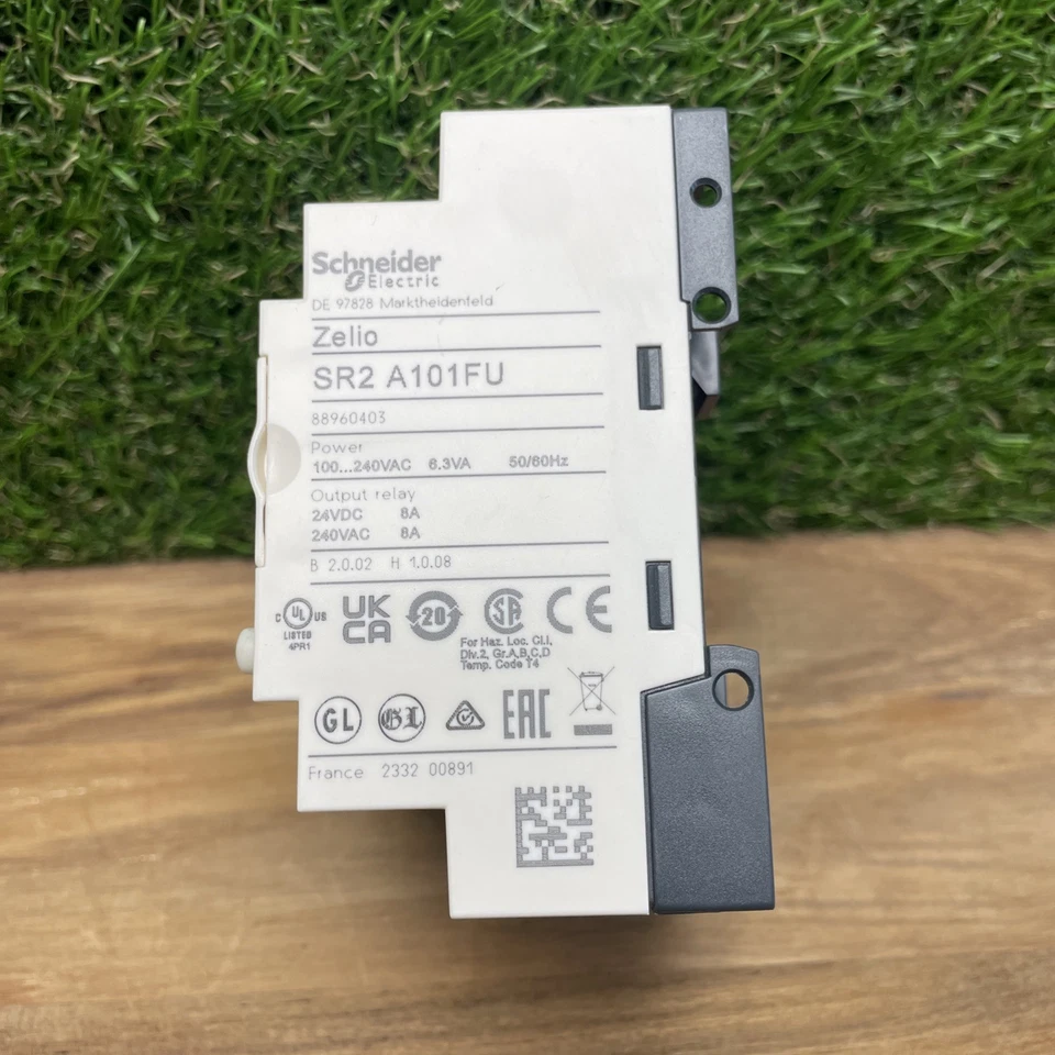 SCHNEIDER ELECTRIC ZELIO LOGIC SR2 A101FU COMPACT SMART RELAY 100-240VAC #16M - Photo 3/4