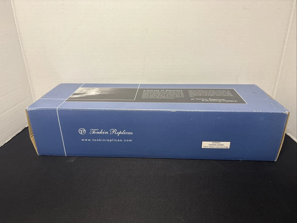 Tonkin Replicas Precision Series 53 ‘ Great Dane Dry Van Bison Transport New 🚛 - Image 4 of 4