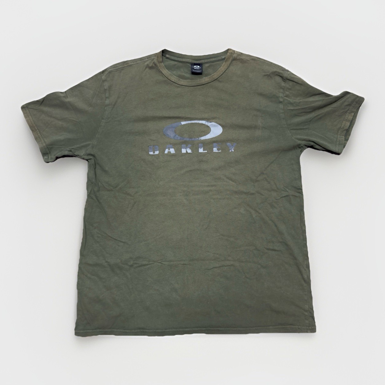 Oakley Mens T Shirt Size 2XL Green Military Hunting Outdoors