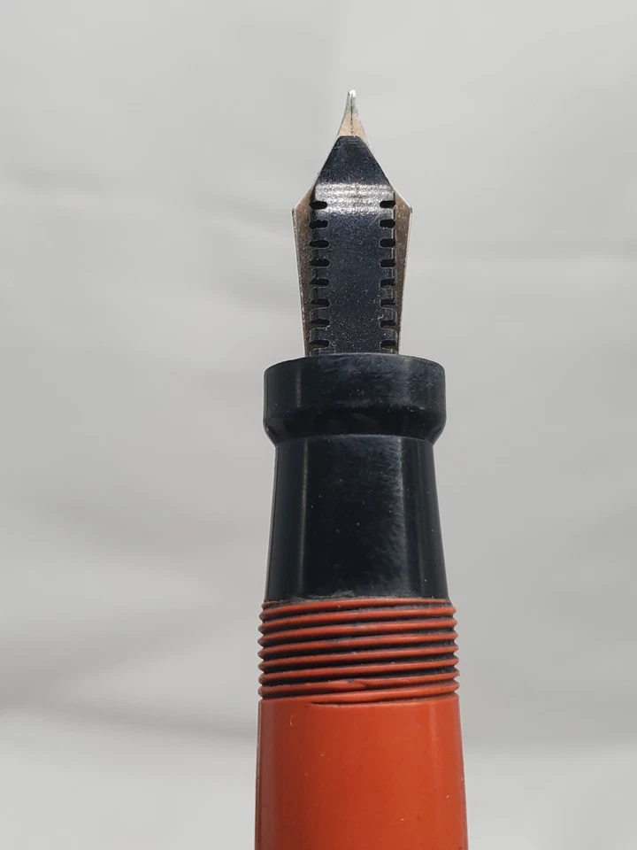 Pluma Estilográfica Parker Duofold Jr. Lucky Curve Años 20 14k Plumín Naranja Quemado 4.5" Foto 4 de 4