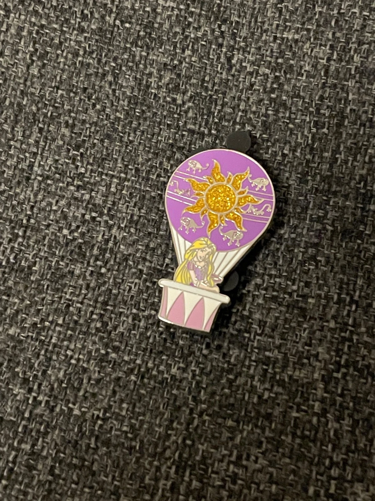 DISNEY CHARACTER HOT AIR BALLOON TANGLED PIN