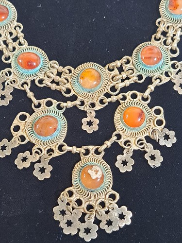 Vintage Moroccan Berber Bib Necklace – Brass & Carnelian Cabochons, Floral... - Picture 4 of 9
