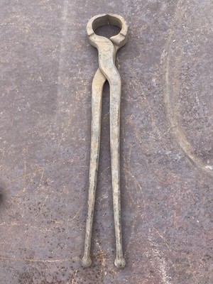 Vintage Diamond Brand Horseshoe Ferrier Hoof End Nippers Blacksmith Pliers USA