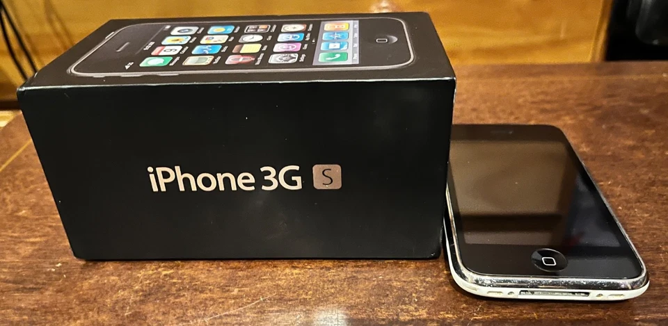 Apple iPhone 3GS 8GB (please read description) - Image 2 of 4