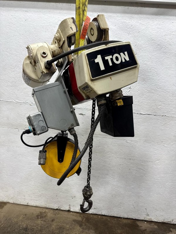 Coffing 1-Ton Electric Chain Hoist, 460V, 20' Lift, Motor Driven Trolley