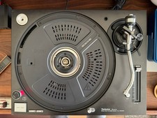 Technics SL-1200MK5 Black Direct Drive DJ Turntable in Good Condition