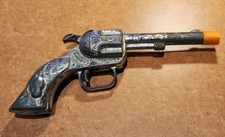 VINTAGE Hubley Single Shot 'Smoky' Metal Cap Gun Toy Pistol