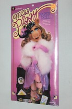 SEALED Vintage 1980 Colorforms MISS PIGGY New in Box 17" Paper Doll