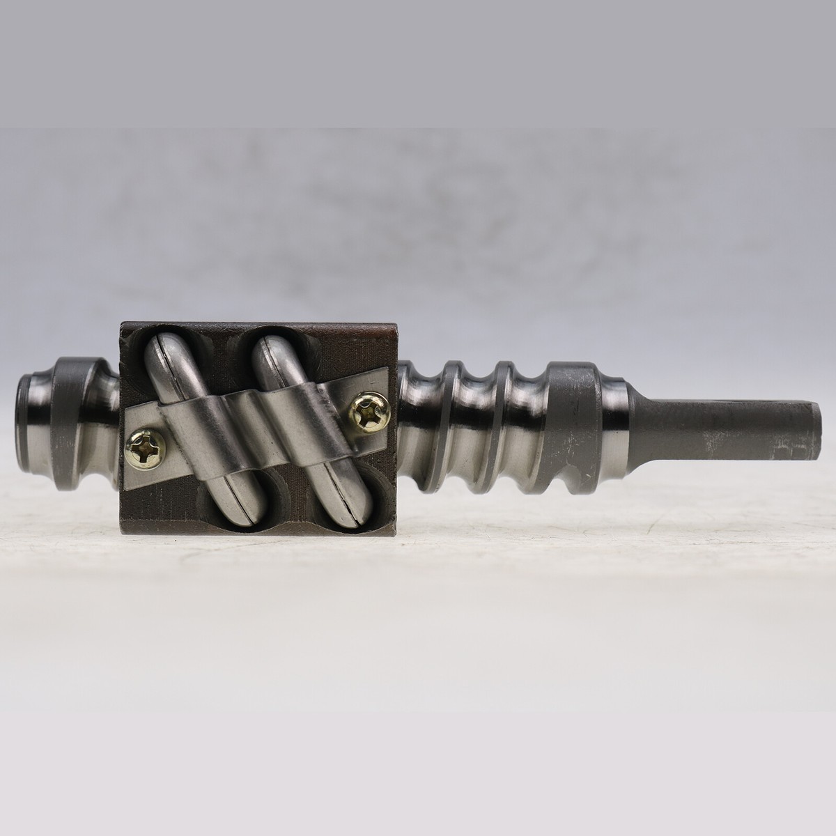 STEERING COLUMN SHAFT 67111-41103 For KUBOTA B1600 B1702