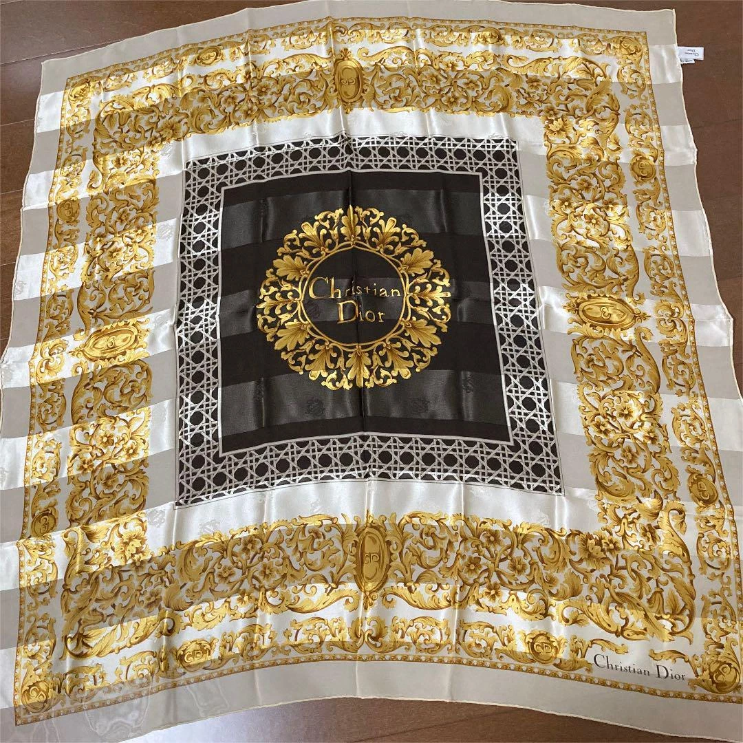 Christian Dior grande écharpe 86 cm 33
