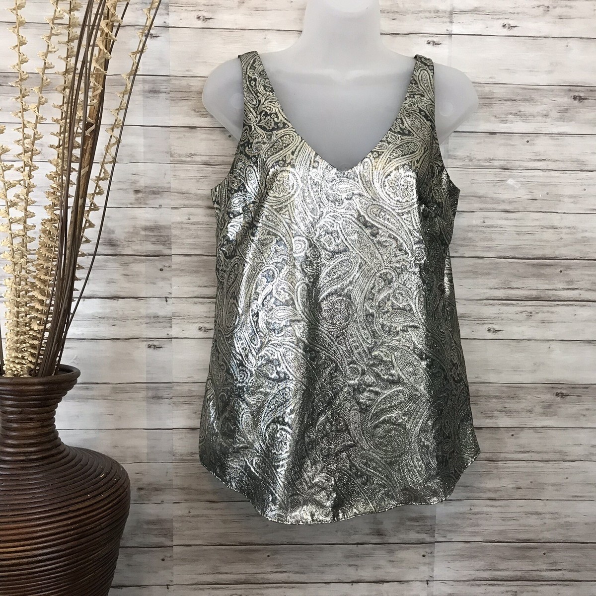 The Limited Blouse Shirt Sleeveless Top Green Gold Paisley XS