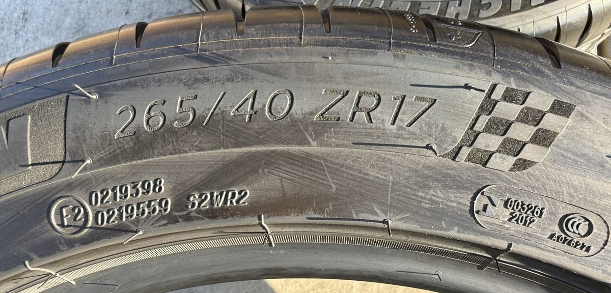 FOUR BRAND NEW 265/40ZR17 (100Y) Michelin Pilot Sport 4S PS4S